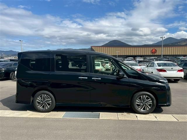 NISSAN SERENA  WG 2024 Image 31