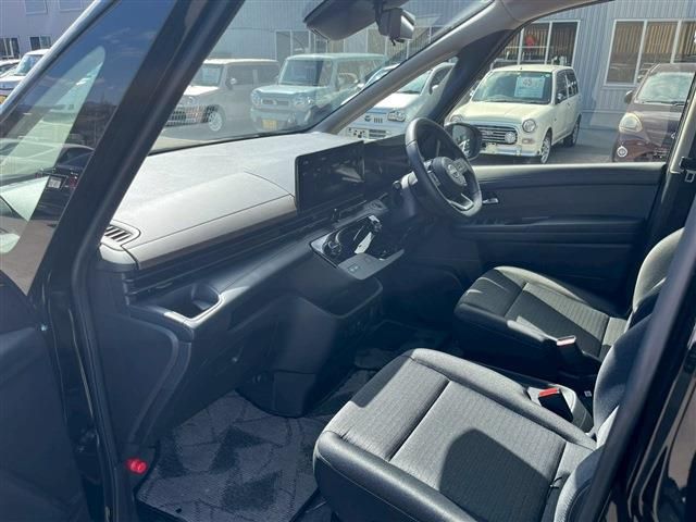 NISSAN SERENA  WG 2024 Image 31