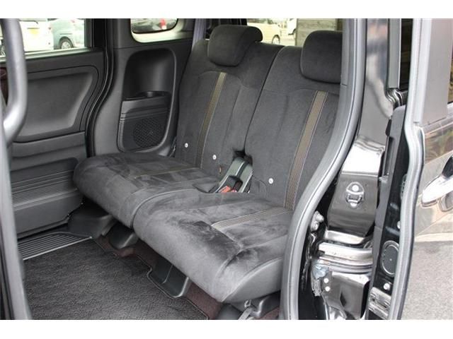 HONDA N BOX CUSTOM 2017 Image 31