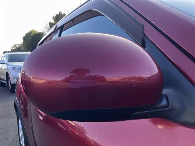 NISSAN JUKE 2010 Image 31