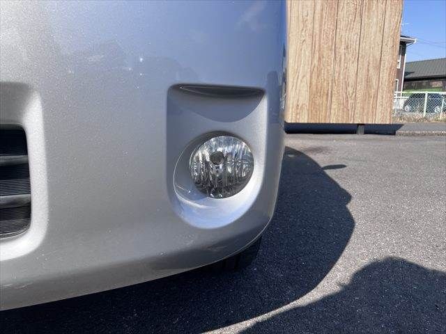 TOYOTA PORTE 2011 Image 31