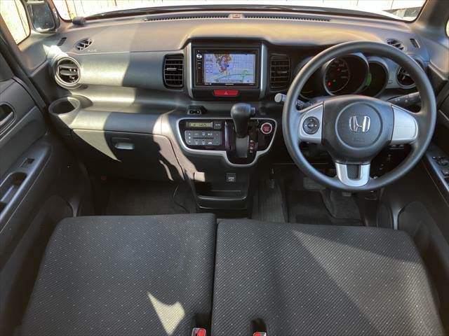 HONDA N BOX 2014 Image 31