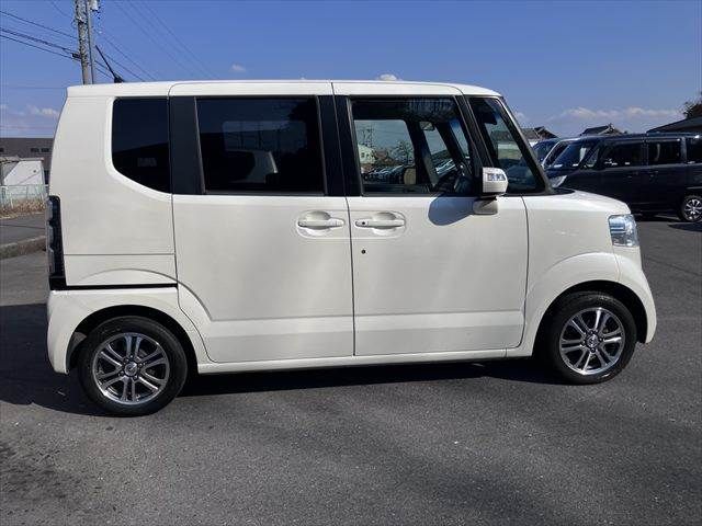 HONDA N BOX 2014 Image 31