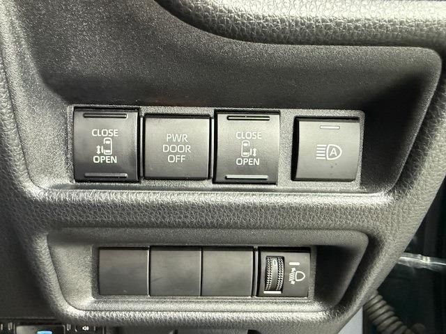 TOYOTA SIENTA HYBRID 2023 Image 31