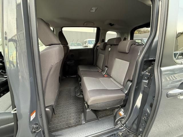 TOYOTA SIENTA HYBRID 2023 Image 31