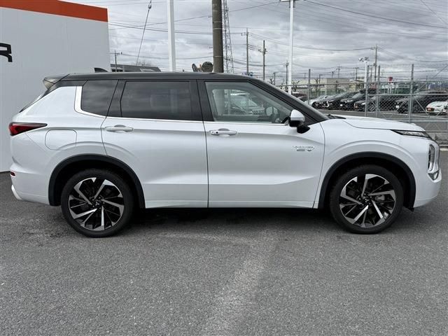 MITSUBISHI OUTLANDER PHEV 2022 Image 31