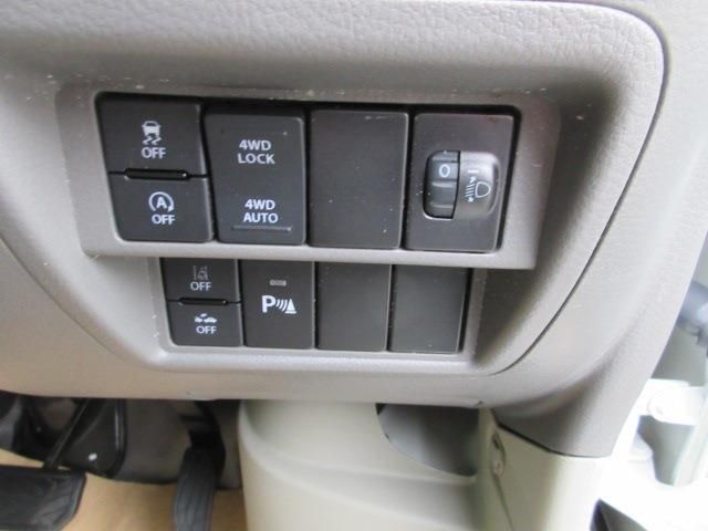 NISSAN CLIPPER VAN 4WD 2024 Image 31