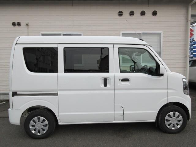NISSAN CLIPPER VAN 4WD 2024 Image 31