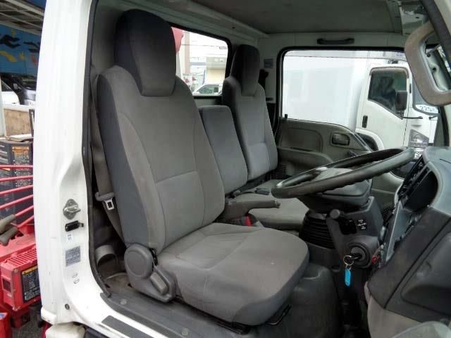 ISUZU  2012 Image 31