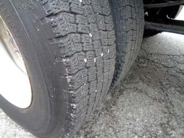 ISUZU  2012 Image 31