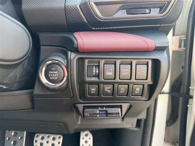 SUBARU FORESTER 2023 Image 31