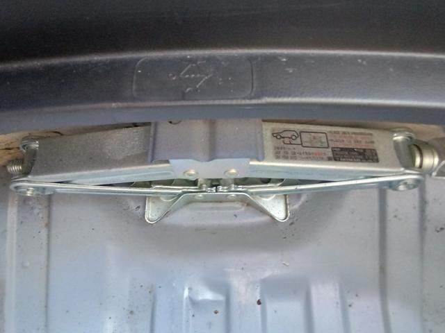 HONDA FIT 2011 Image 31