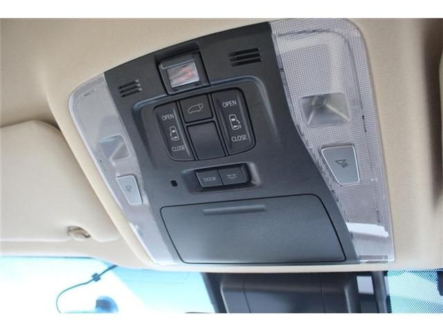 TOYOTA ALPHARD HYBRID 4WD 2020 Image 31