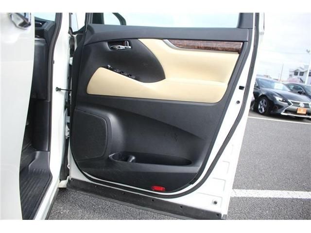 TOYOTA ALPHARD 4WD 2023 Image 31