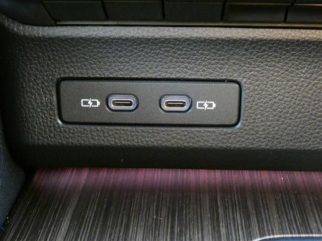 TOYOTA CROWN SEDAN HYBRID 2024 Image 31