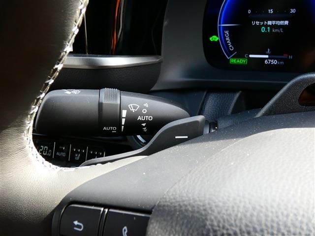 TOYOTA CROWN SEDAN HYBRID 2024 Image 31