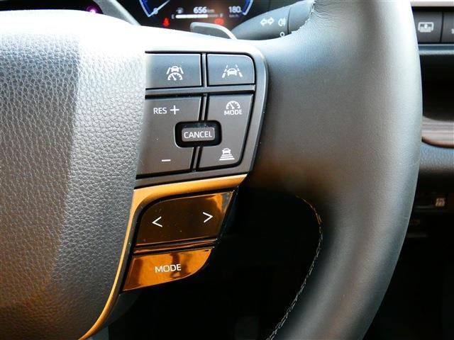 TOYOTA CROWN SEDAN HYBRID 2024 Image 31