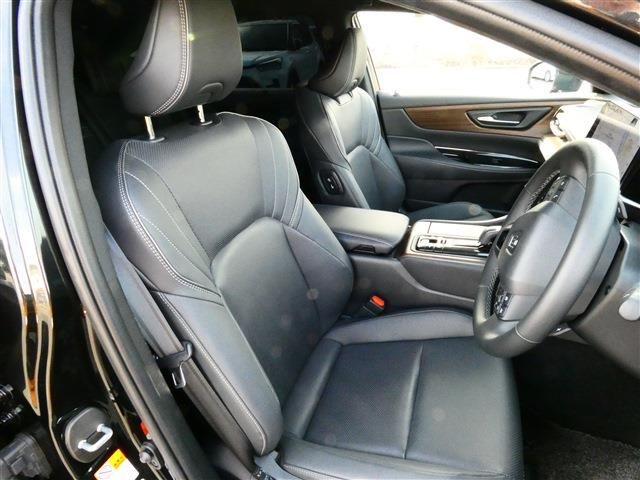 TOYOTA CROWN SEDAN HYBRID 2024 Image 31