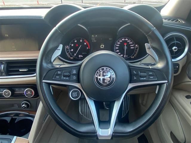 ALFAROMEO STELVIO 2019 Image 31