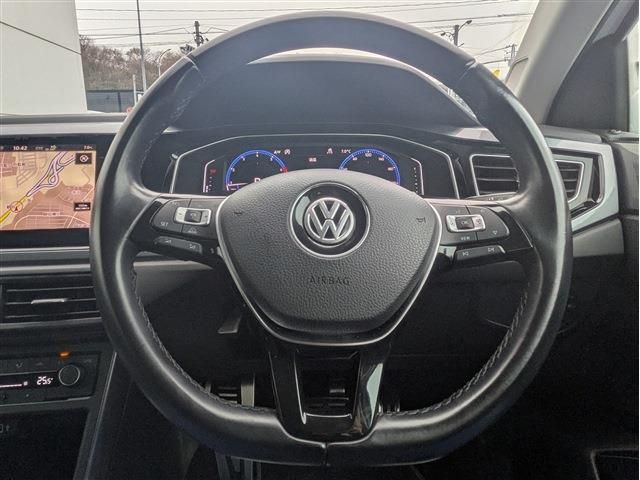 VOLKSWAGEN POLO 2019 Image 31