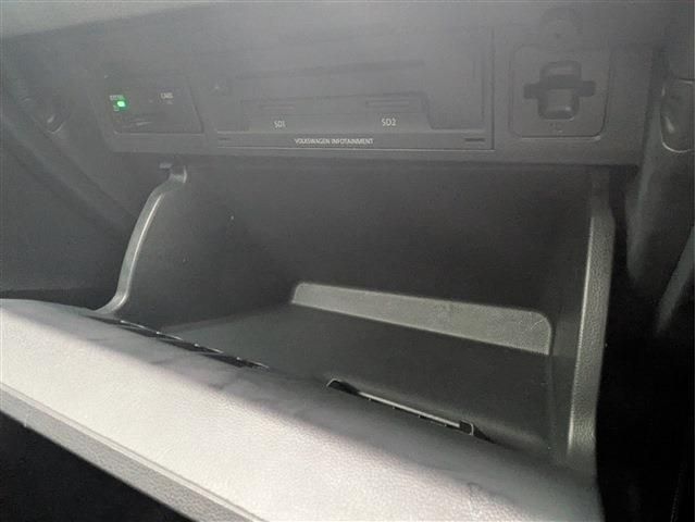 VOLKSWAGEN POLO 2019 Image 31