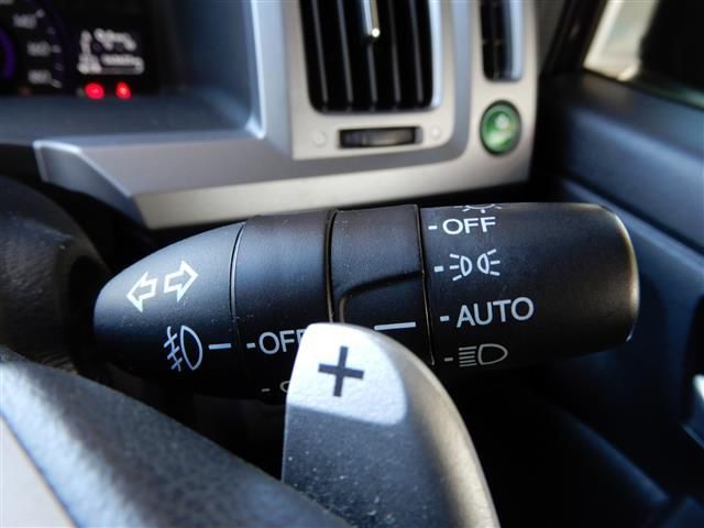 HONDA STEPWAGON SPADA 2012 Image 31