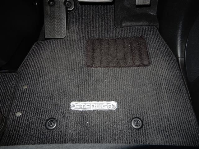 HONDA STEPWAGON SPADA 2012 Image 31