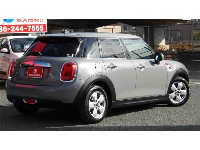 BMW MINI ONE 5DOOR 2019 Image 31