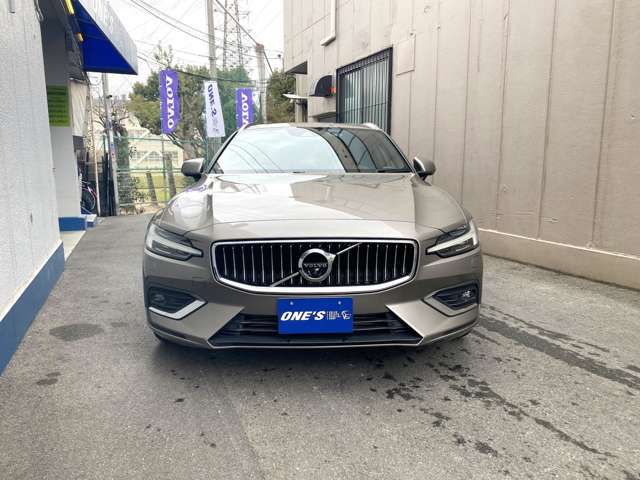 VOLVO V60 2018 Image 31