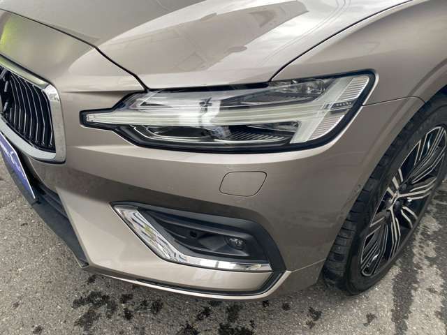 VOLVO V60 2018 Image 31