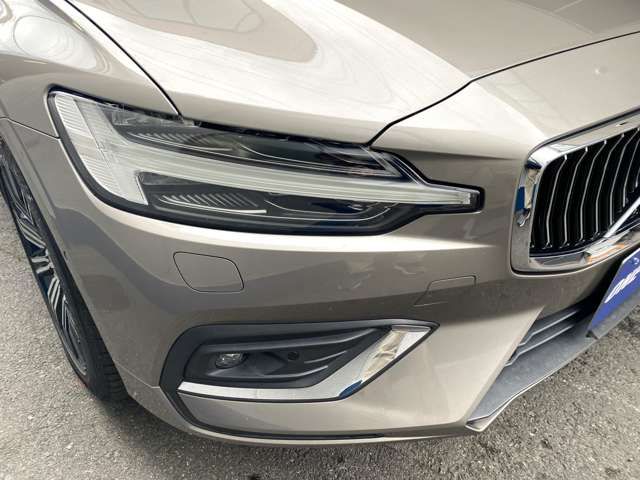 VOLVO V60 2018 Image 31