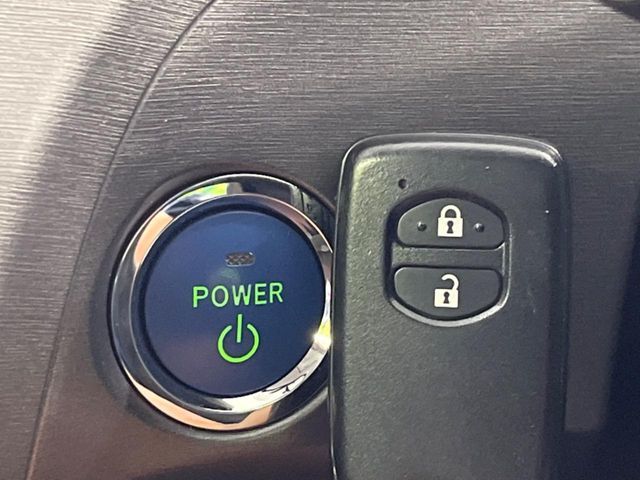 TOYOTA PRIUS 2013 Image 31