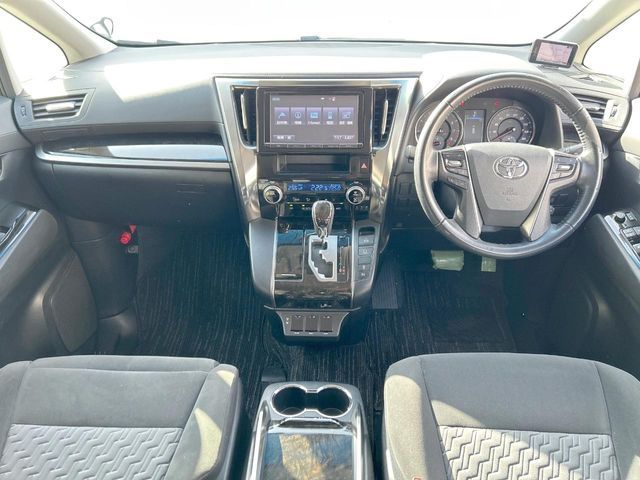 TOYOTA VELLFIRE 2015 Image 31