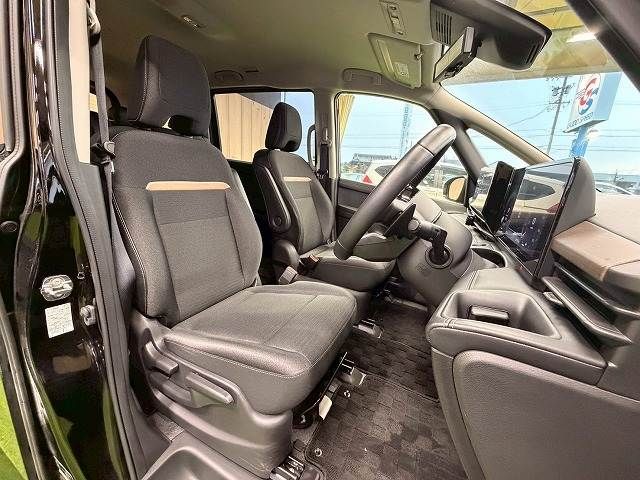 NISSAN SERENA  WG 2023 Image 31