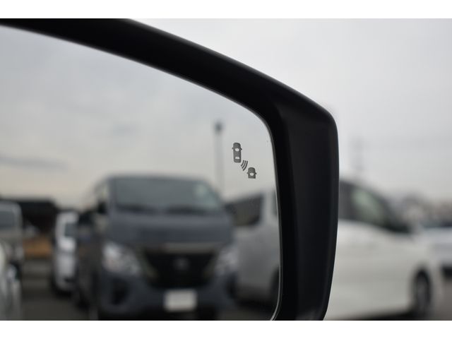 NISSAN LEAF 2019 Image 31