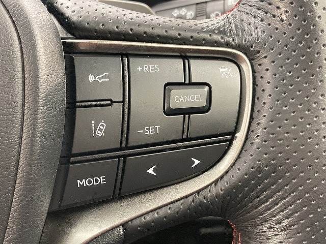 TOYOTA LEXUS UX250H 2023 Image 31