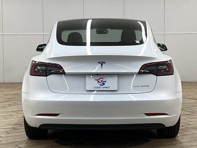 TESLA MODEL 3 2022 Image 31