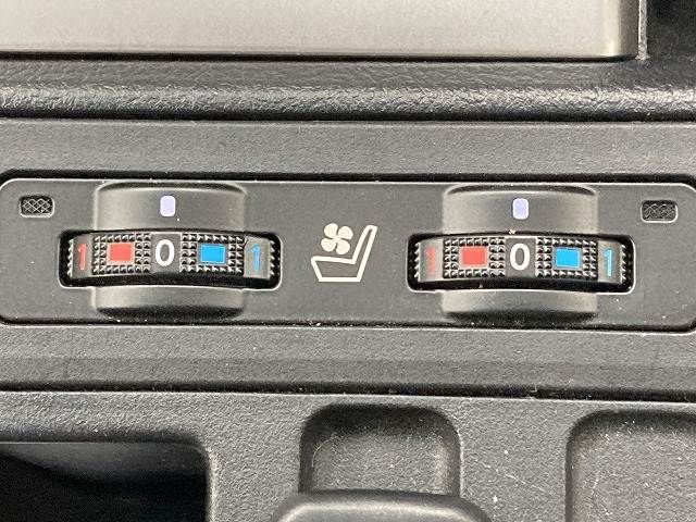 TOYOTA LANDCRUISER PRADO 2022 Image 31