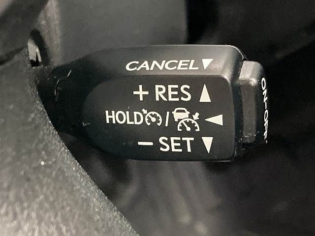 TOYOTA LANDCRUISER PRADO 2022 Image 31