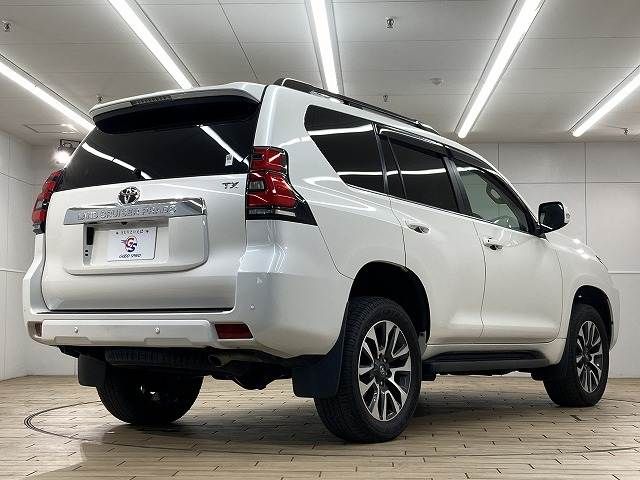 TOYOTA LANDCRUISER PRADO 2022 Image 31