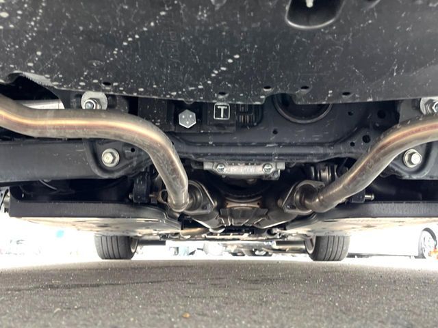 TOYOTA LEXUS IS300H 2021 Image 31