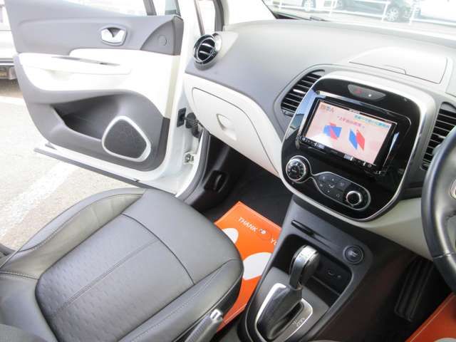 RENAULT CAPTUR 2019 Image 31