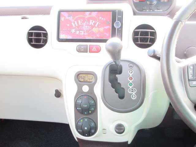 TOYOTA PORTE 2013 Image 31