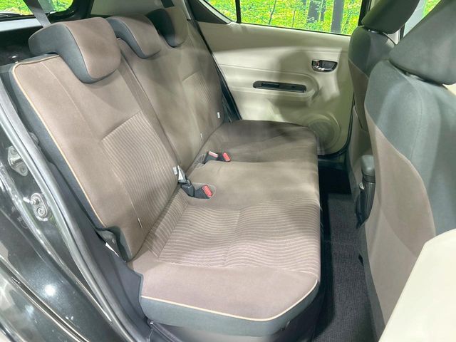 TOYOTA AQUA 2013 Image 31