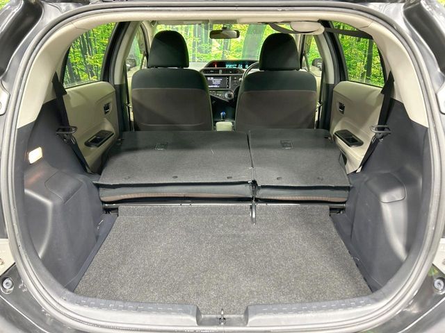 TOYOTA AQUA 2013 Image 31