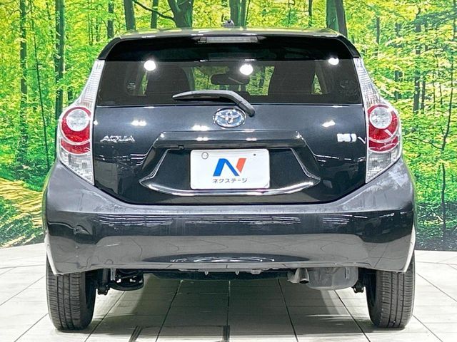 TOYOTA AQUA 2013 Image 31