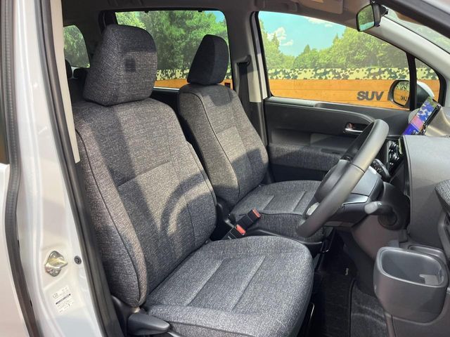 TOYOTA SIENTA HYBRID 2025 Image 31