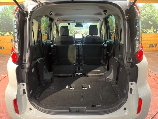 TOYOTA SIENTA HYBRID 2025 Image 31