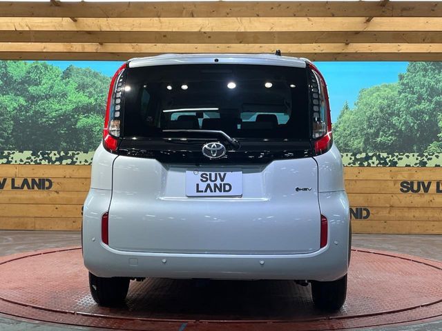 TOYOTA SIENTA HYBRID 2025 Image 31