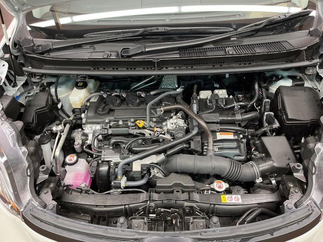 TOYOTA SIENTA HYBRID 2025 Image 31